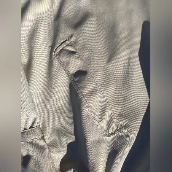 BCBGeneration Beige Double Breasted Jacket, Size Large, Fluttery Cuffs - Picture 14 of 15